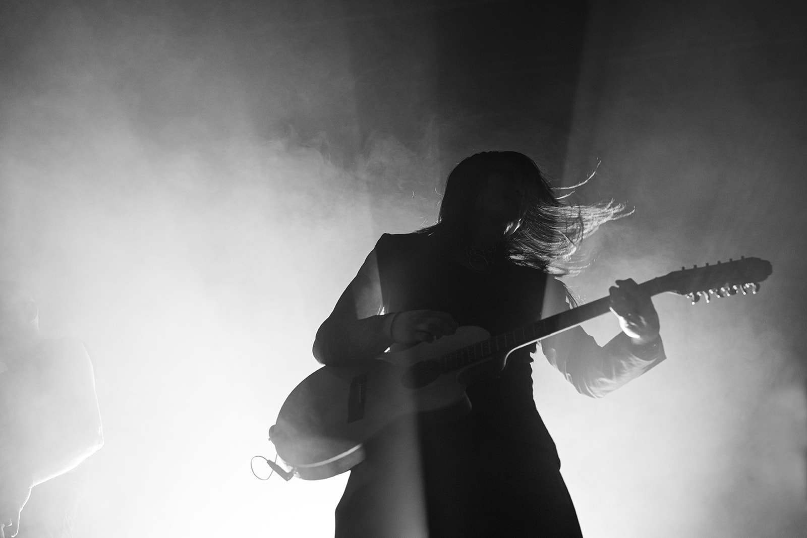 System of Mercy – lumière blanche tranchante